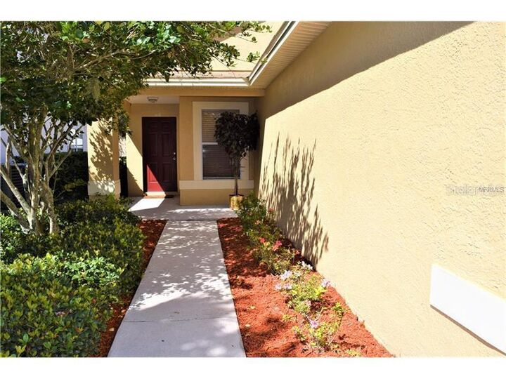 Property Photo: 11829 Whisper Creek Drive FL 33569