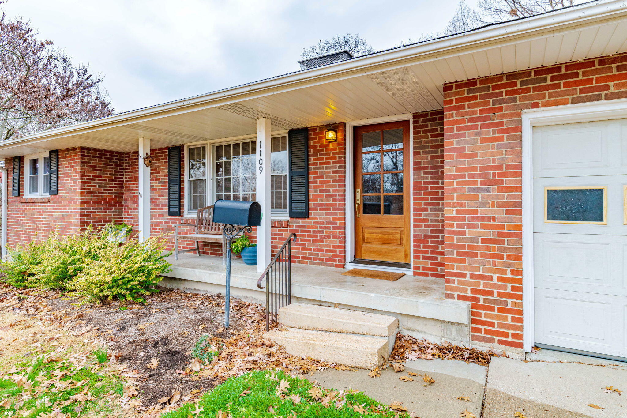 Property Photo:  1109 S Glenwood Ave  MO 65203 