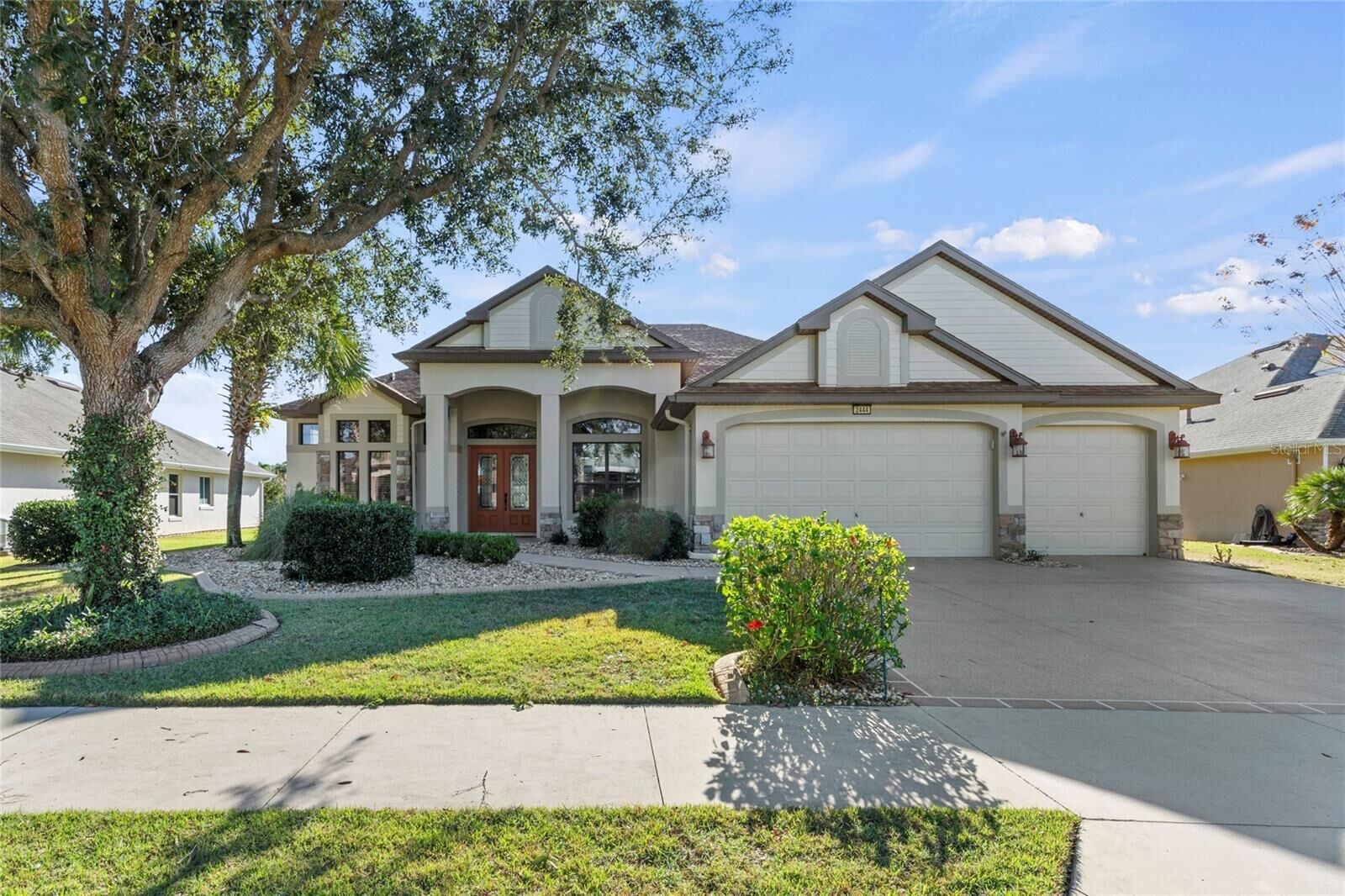 Property Photo: 2444 Bar Harbor Bay FL 32757