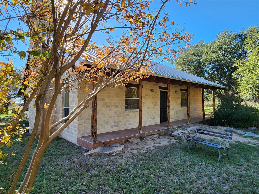 Property Photo:  451 County Road 265  TX 76890 