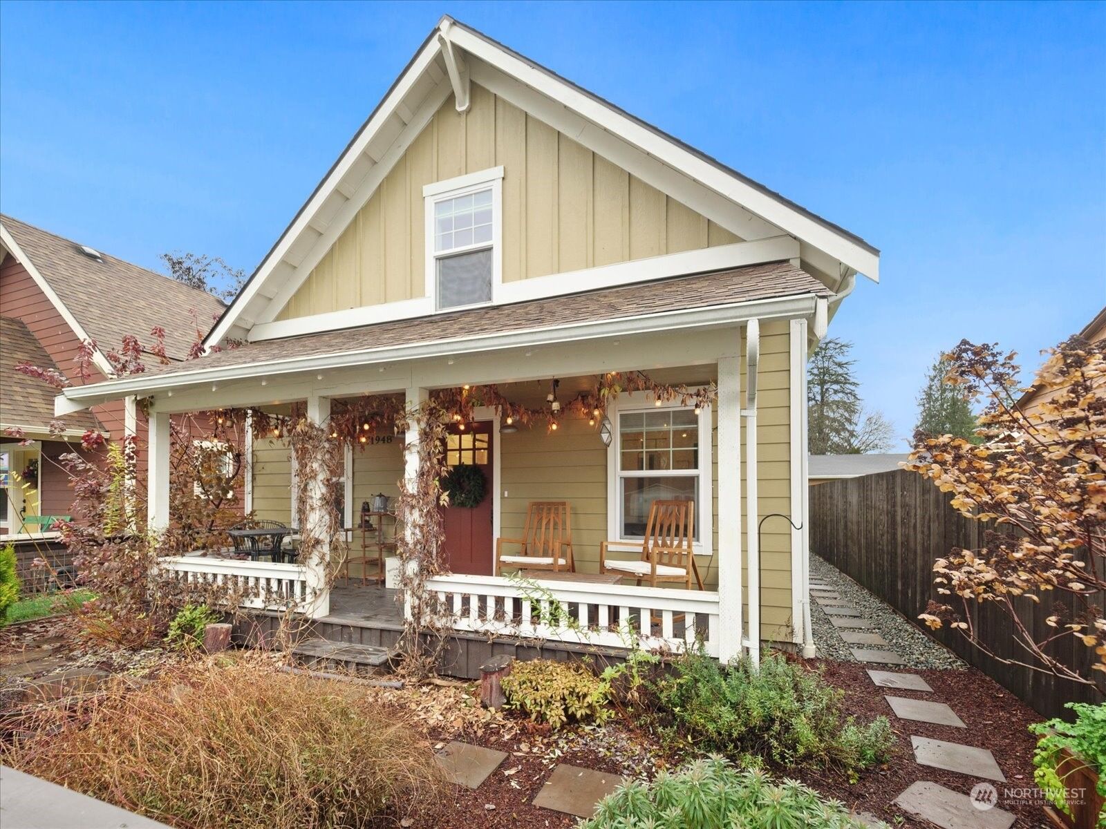 House for sale in Carnation 31948 E Blanche Street, Carnation, WA 98014