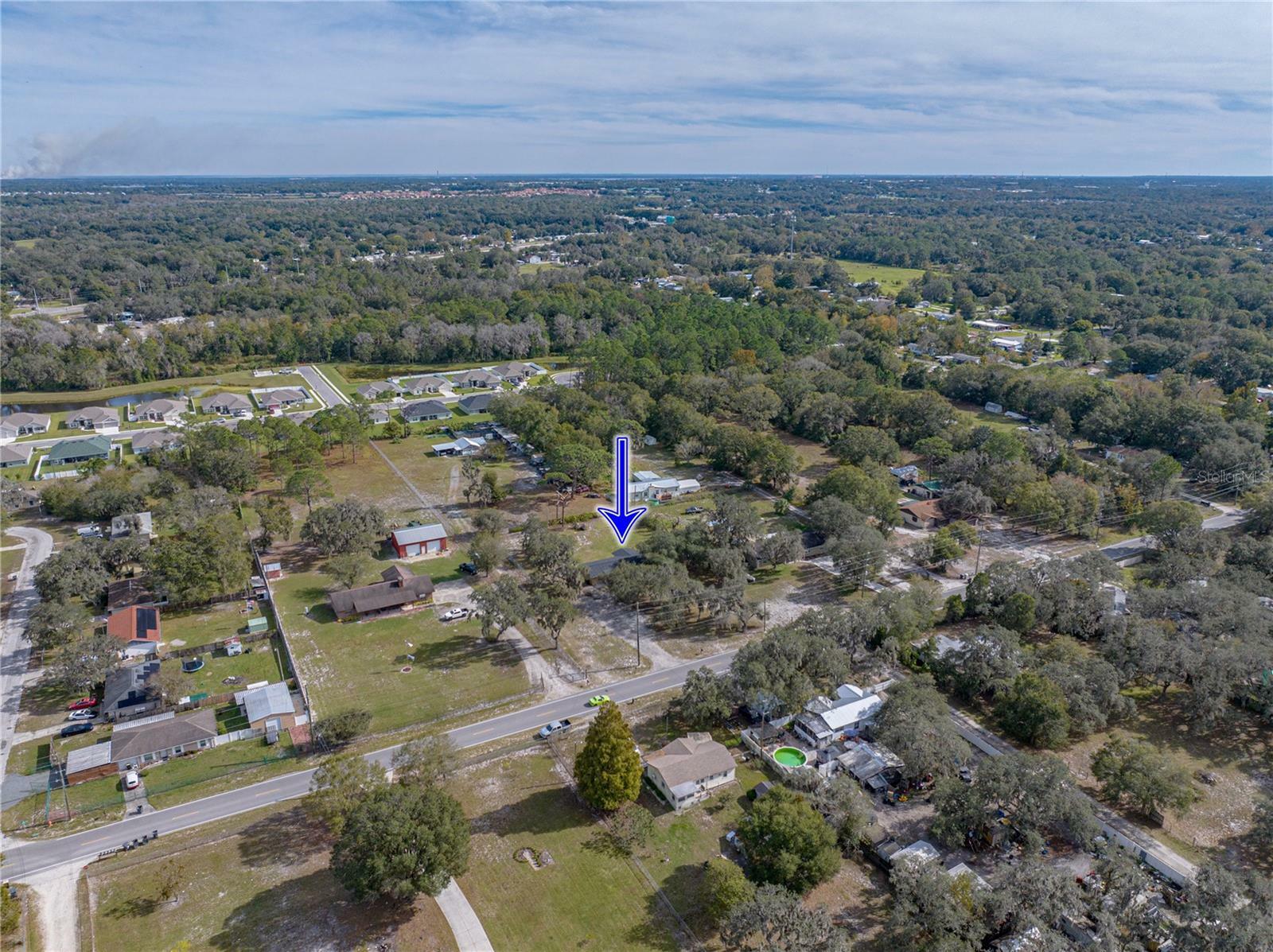 Property Photo:  5017 Lewellyn Road  FL 33810 