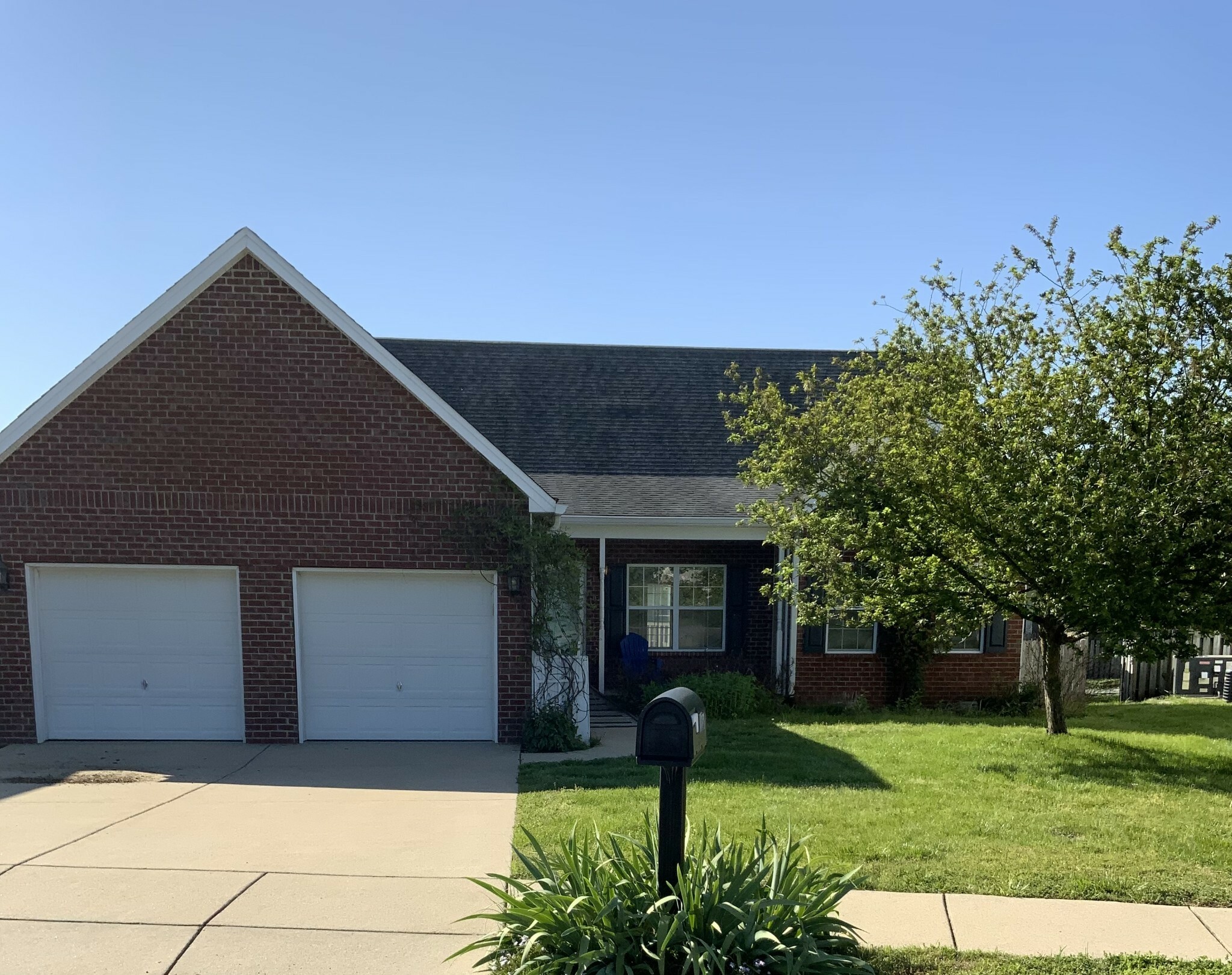 Property Photo:  1905 Bugle Ct  TN 37174 