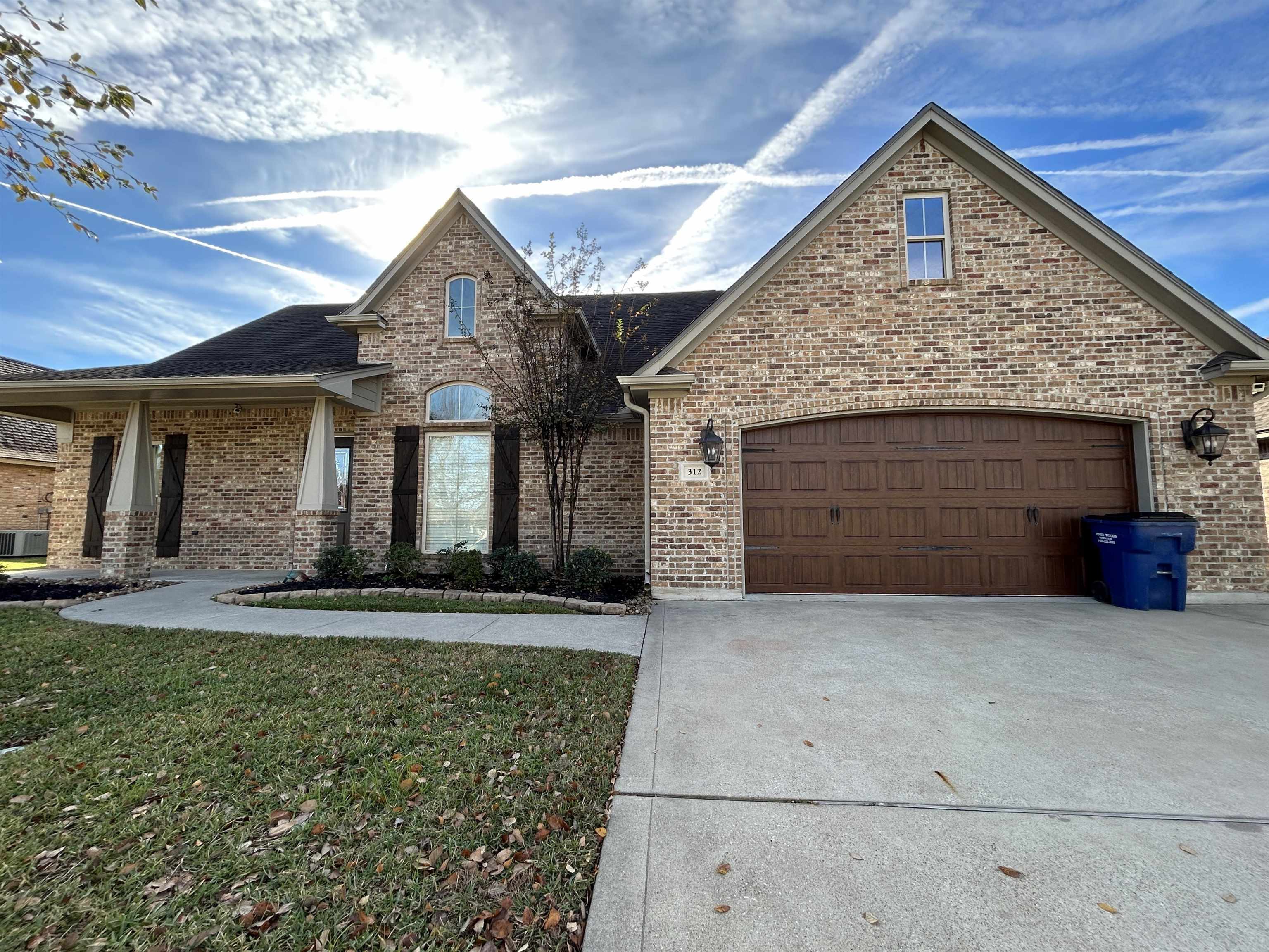 Property Photo:  312 Winding Brook Dr  TX 77657 