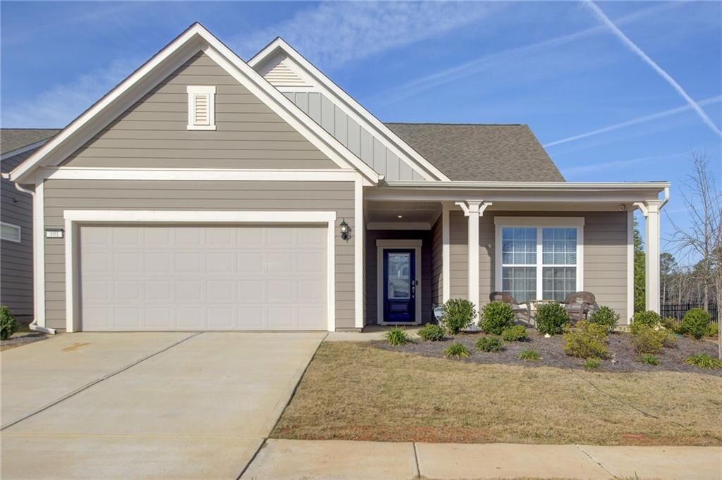 Property Photo:  101 Chinkapin Court  GA 30223 