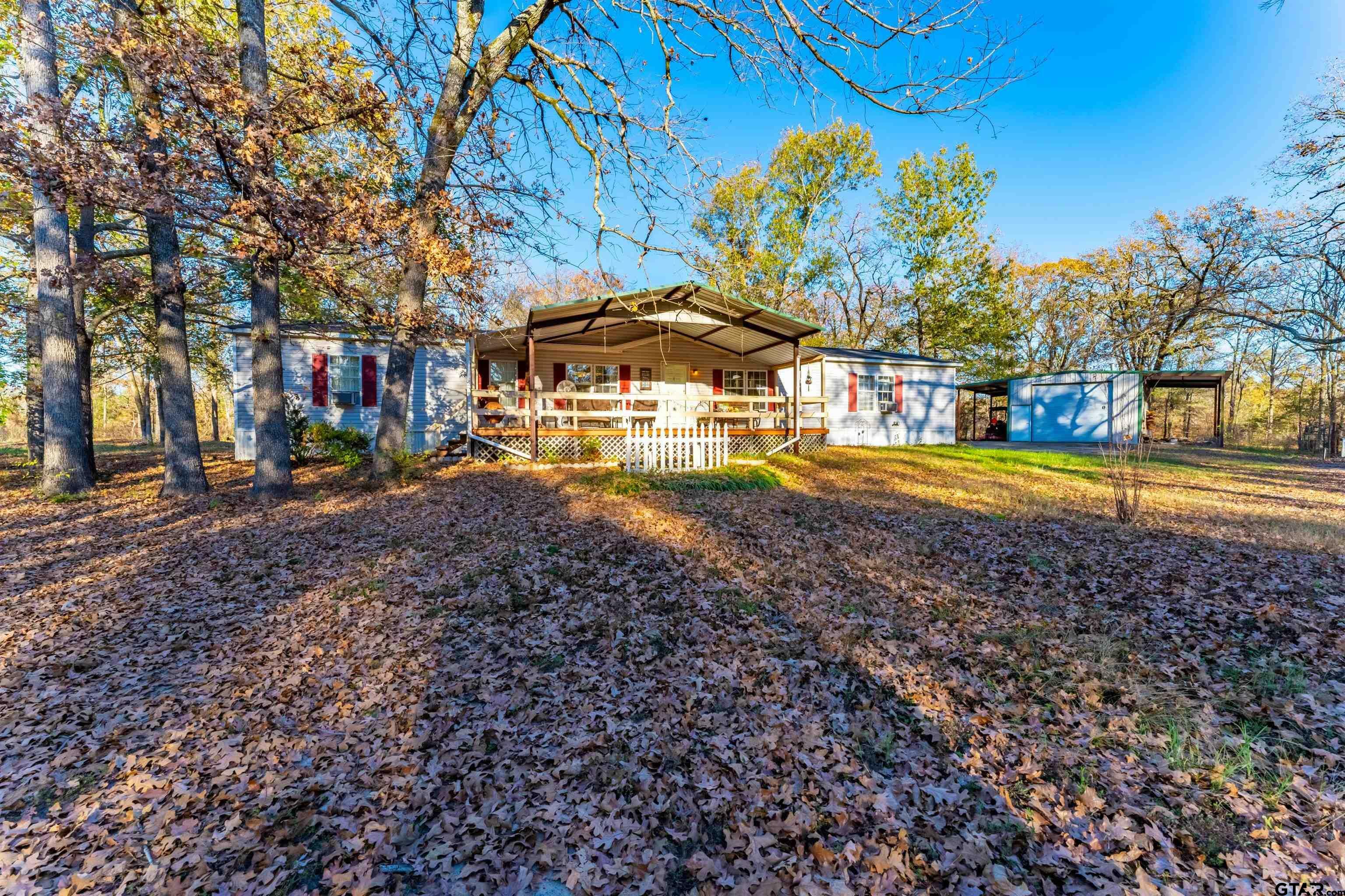 Property Photo:  1959 County Road 3524  TX 75437 