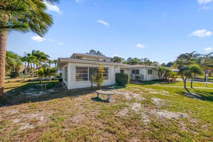 Property Photo:  603 Virginia Avenue  FL 34689 