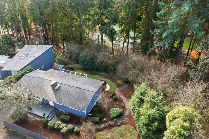 Property Photo:  1821 104th Avenue SE  WA 98004 