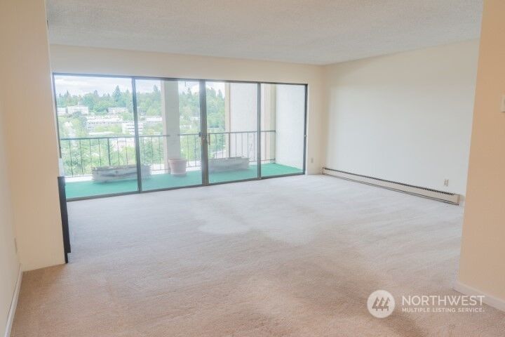 Property Photo:  2929 76th Avenue SE 408  WA 98040 