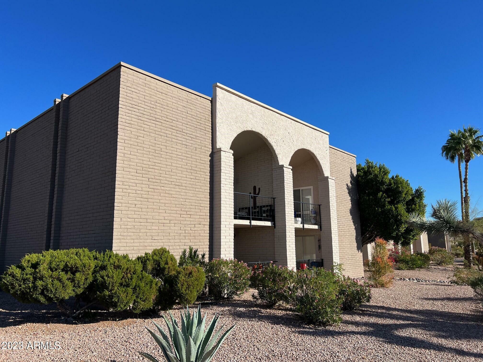 Property Photo: 16852 E La Montana Drive C16 AZ 85268