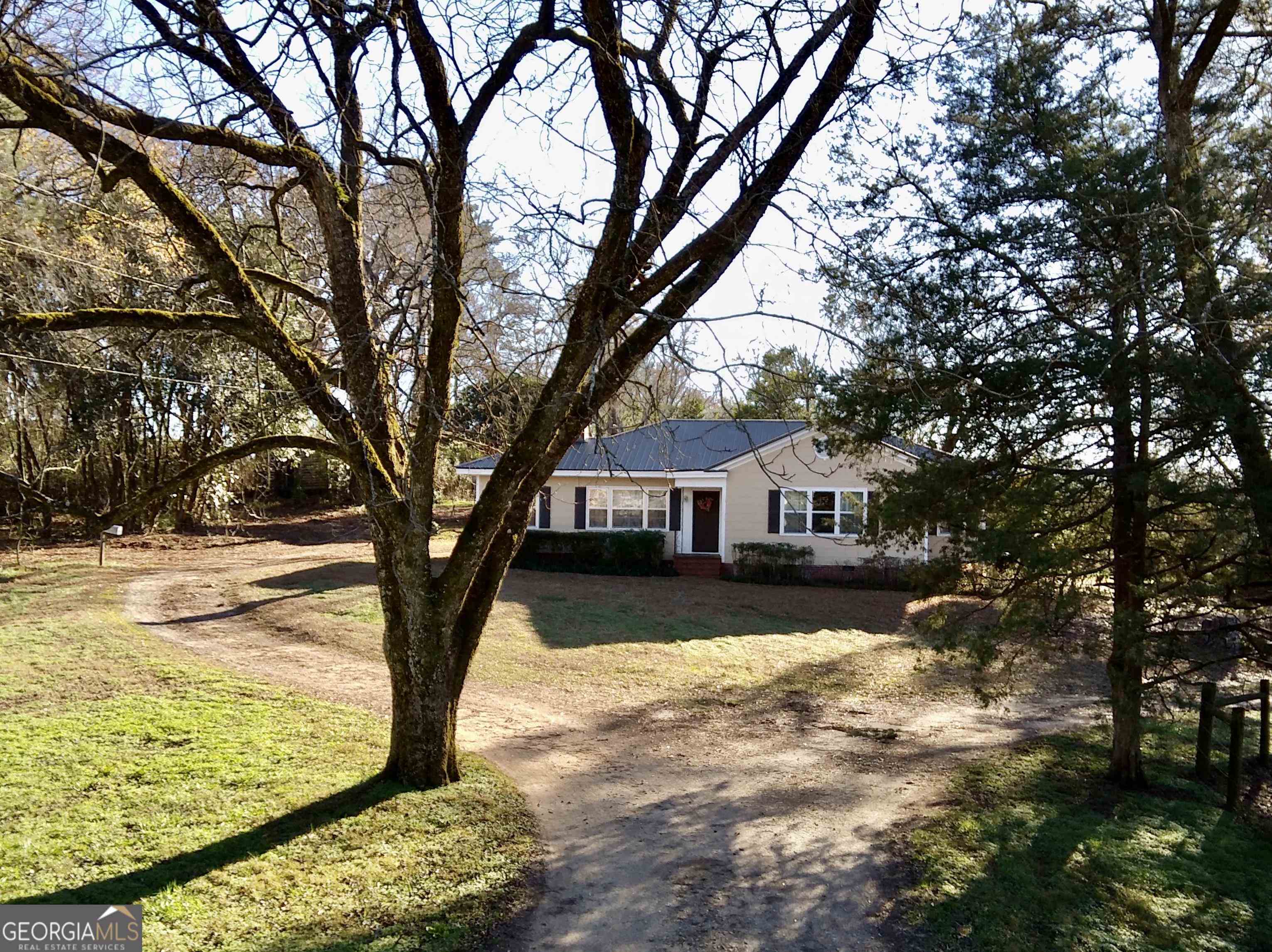 Property Photo:  1881 S Hwy 15  GA 30642 