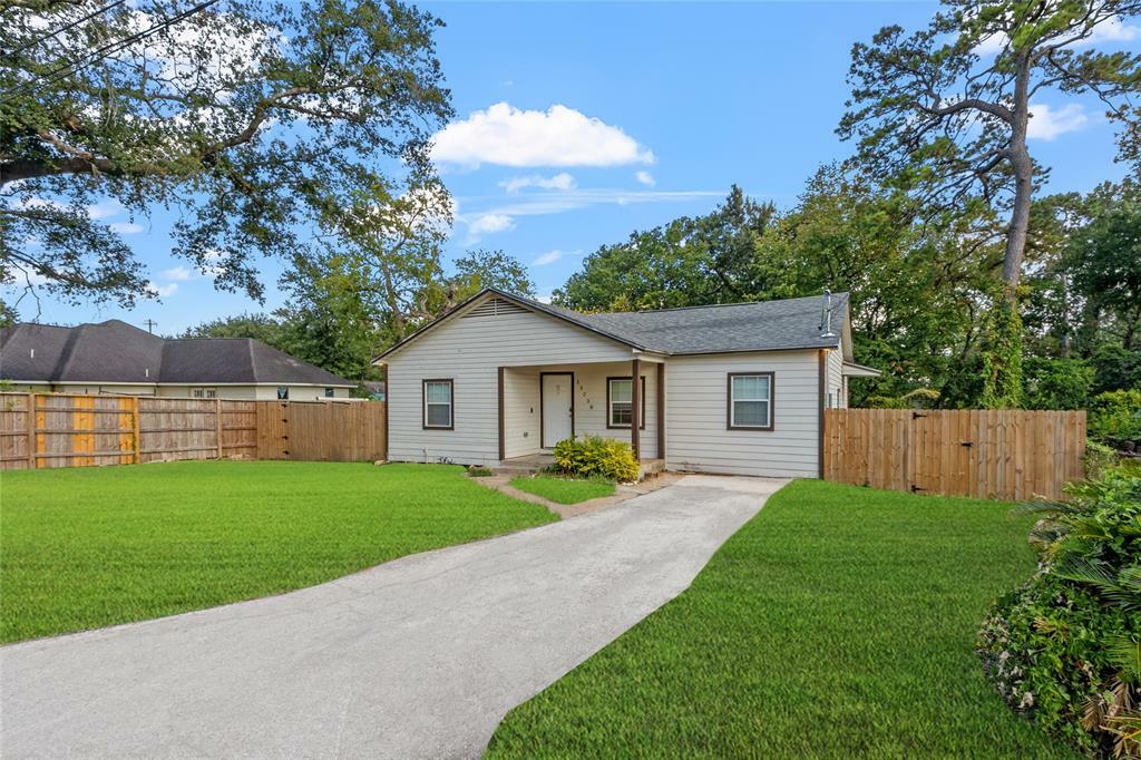 Property Photo:  13238 Laguna Street  TX 77015 