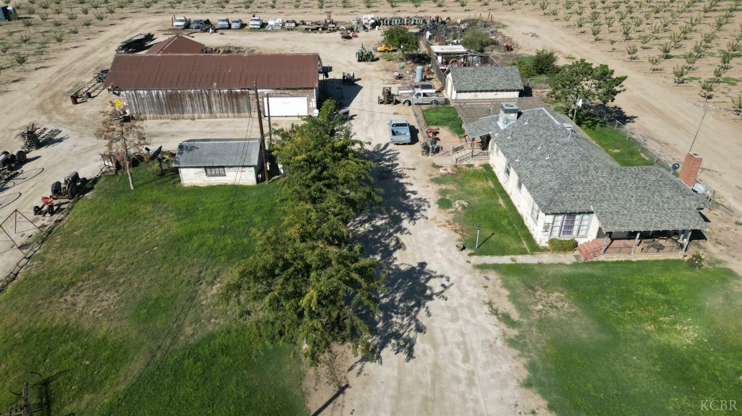 Property Photo:  13315 Road 184  CA 93257 