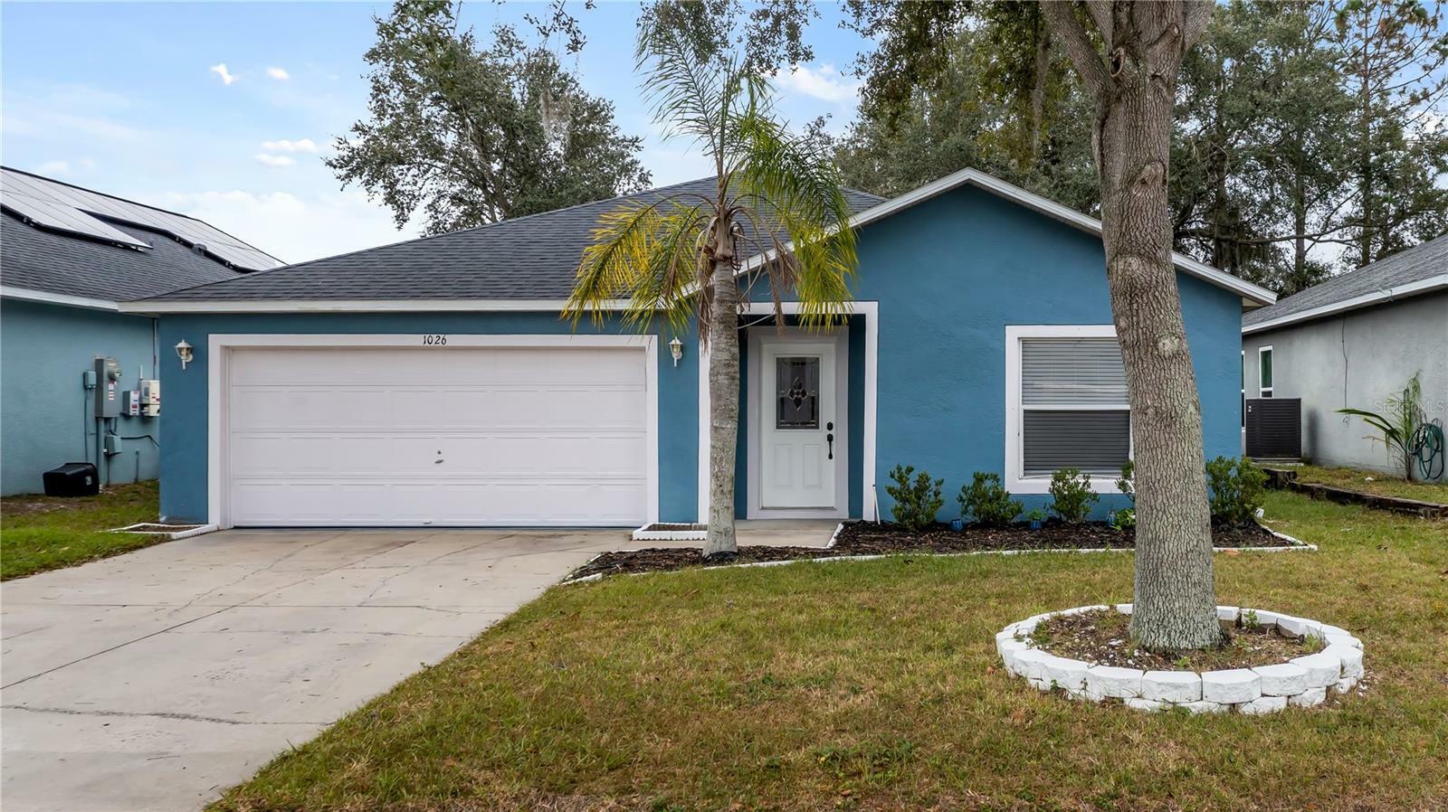 Property Photo:  1026 Singleton Circle  FL 34736 