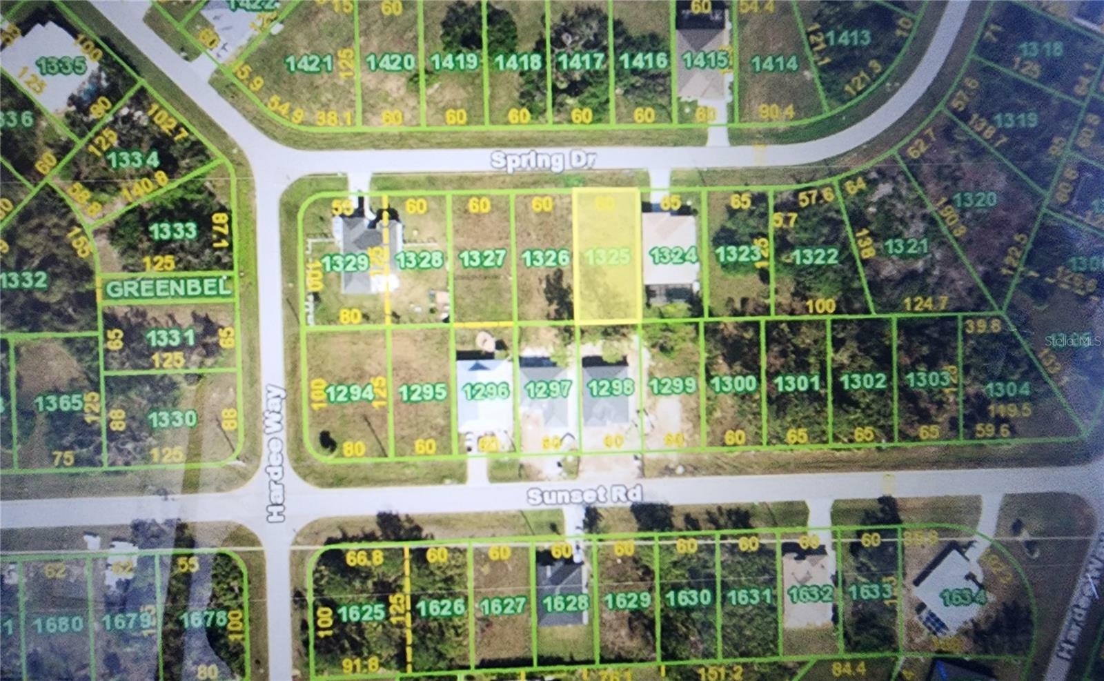 Property Photo: 186 Spring Drive FL 33947