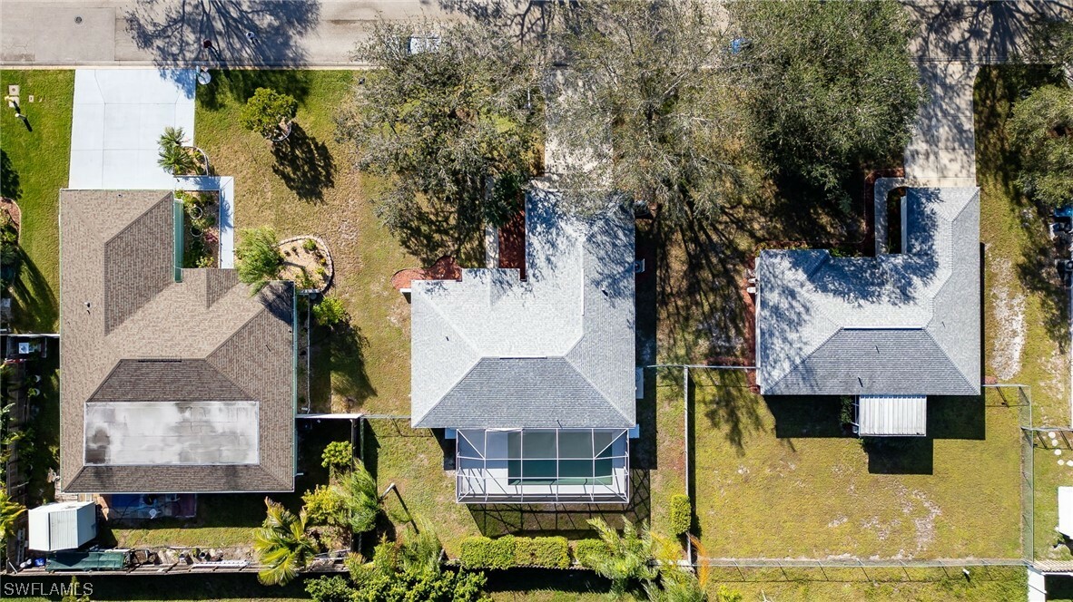 Property Photo:  15623 Sunny Crest Lane  FL 33905 