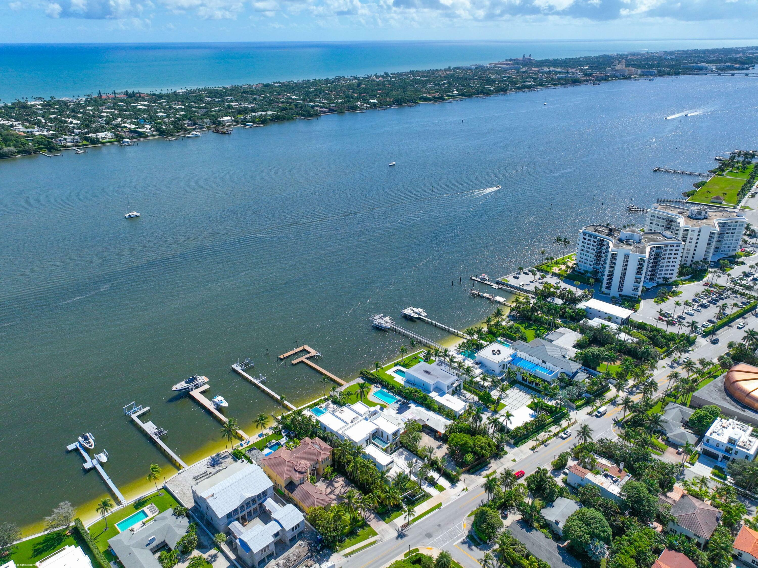 Property Photo: 2914 N Flagler Drive FL 33407
