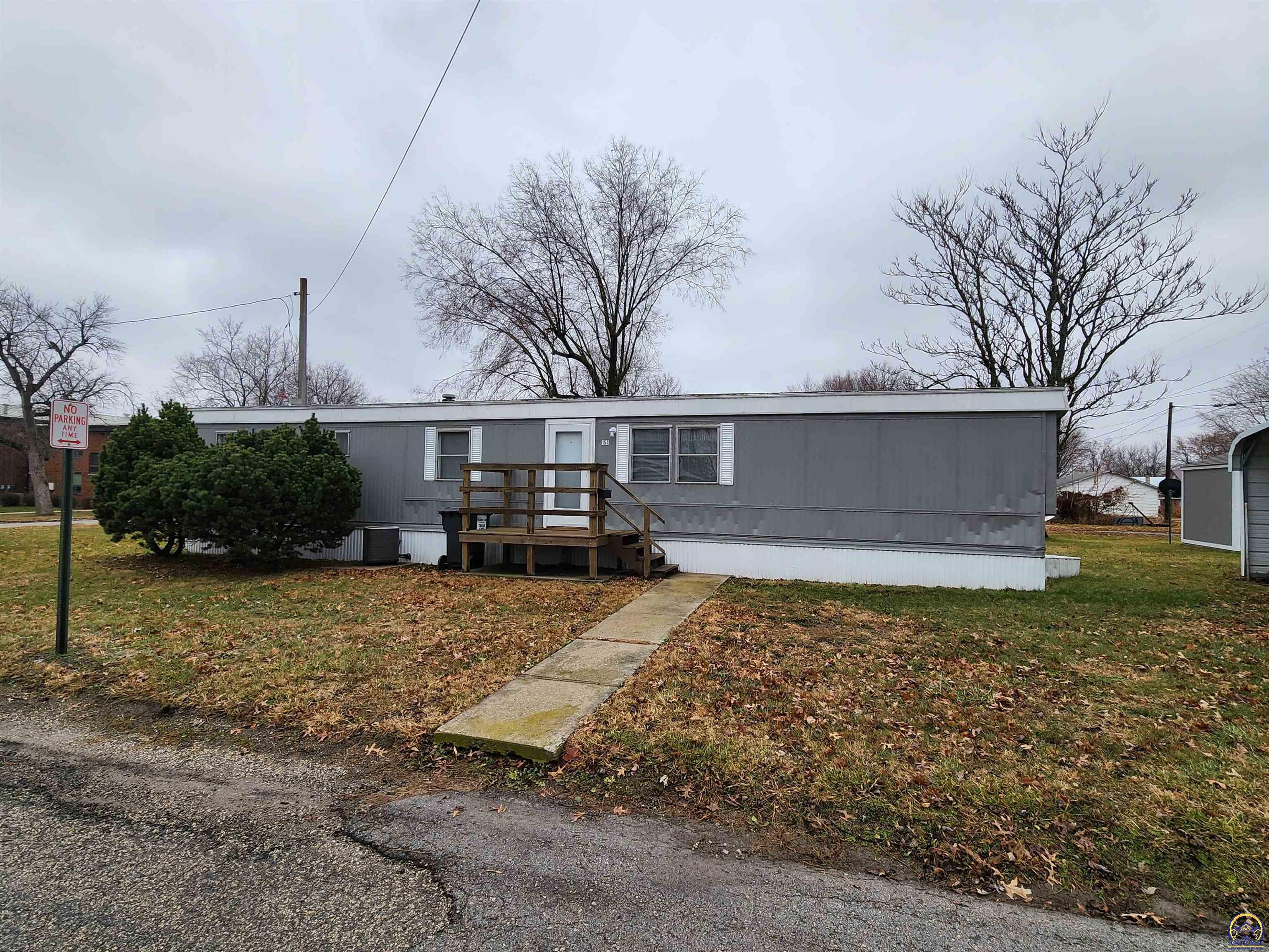 Property Photo:  151 E 17th St  KS 66439 