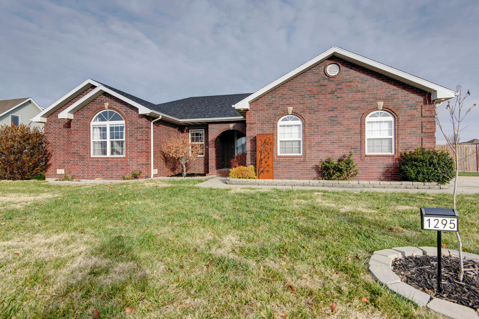 Property Photo:  1295 E 478th Road  MO 65613 