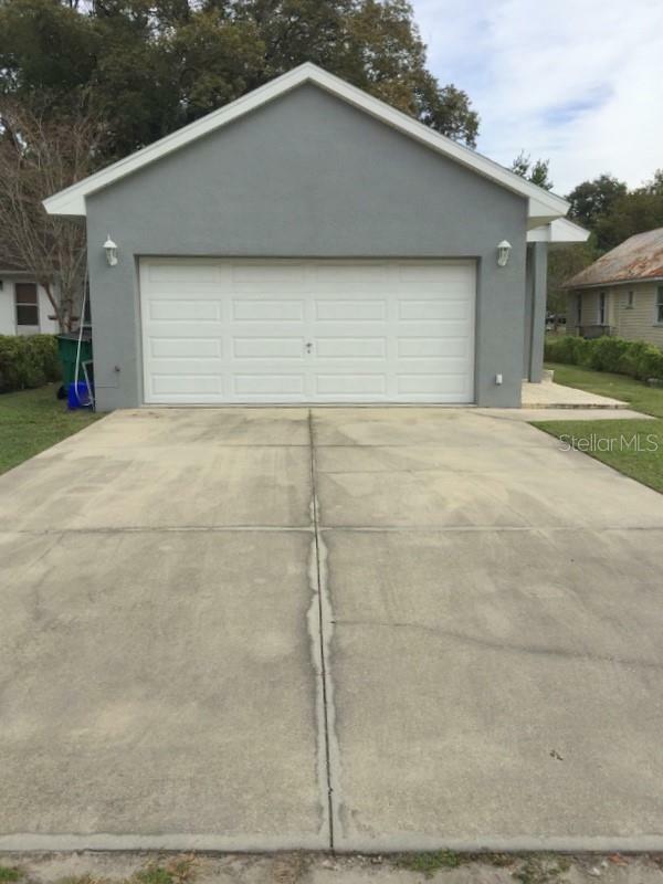 Property Photo:  5043 5th Street  FL 33542 