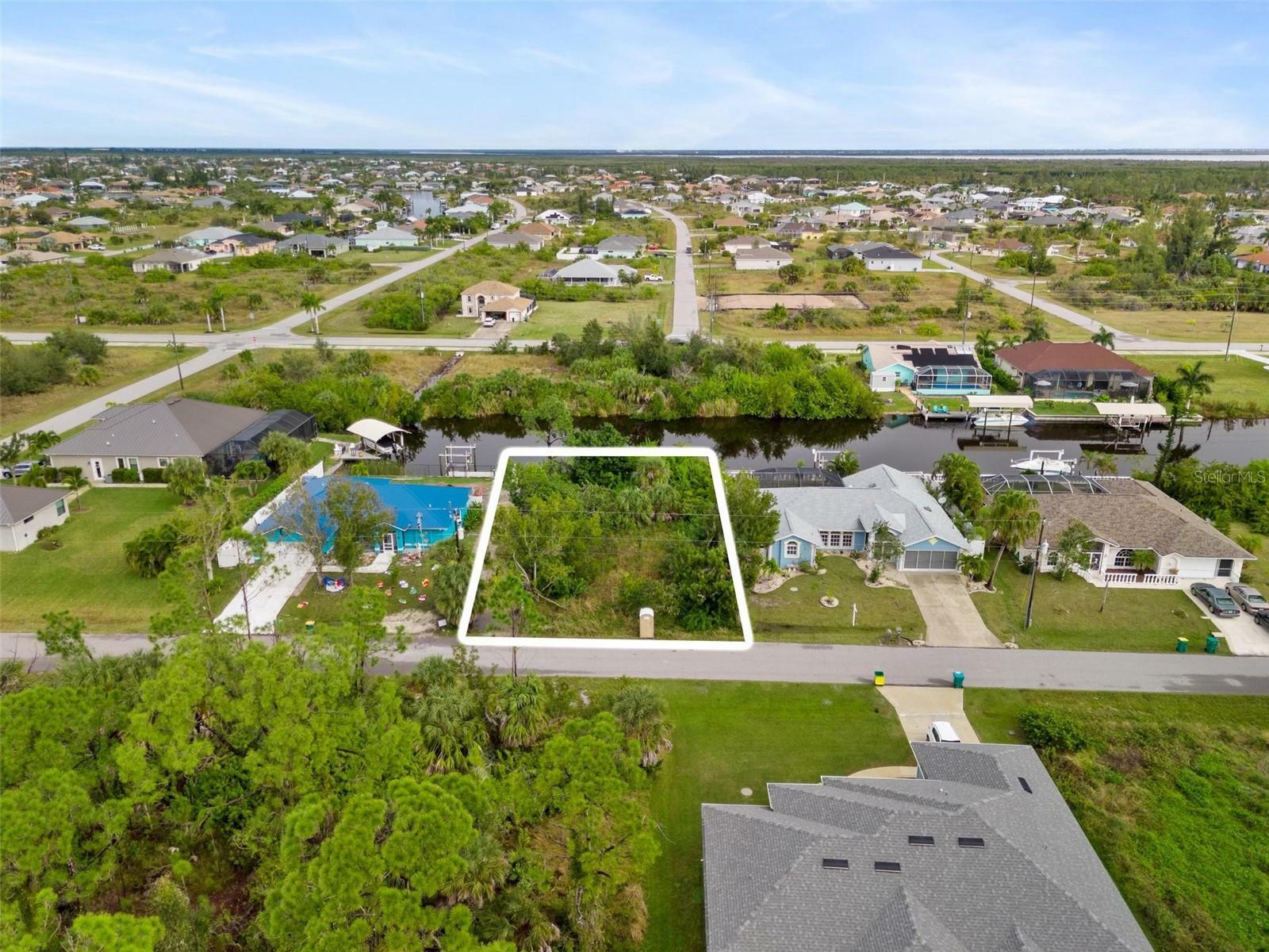 Property Photo:  15372 Alsace Circle  FL 33981 