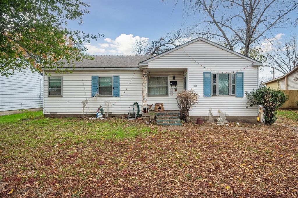 Property Photo:  123 Bowman Street  TX 75060 