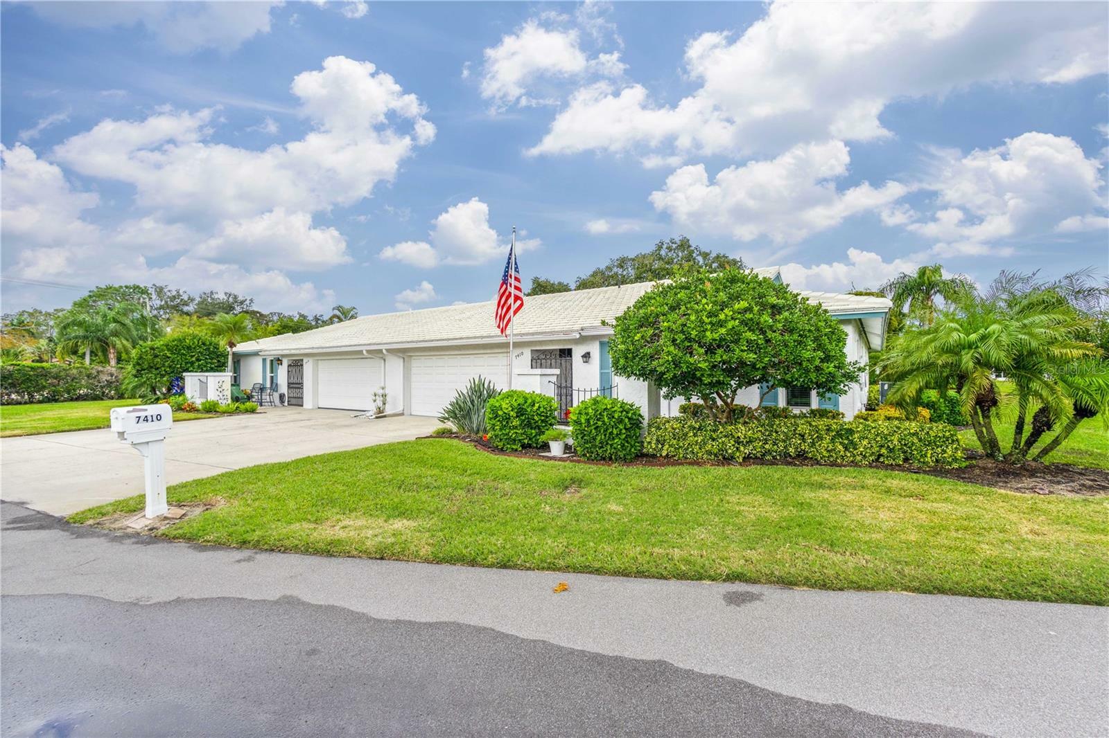 Property Photo:  7410 W 8th Avenue W  FL 34209 