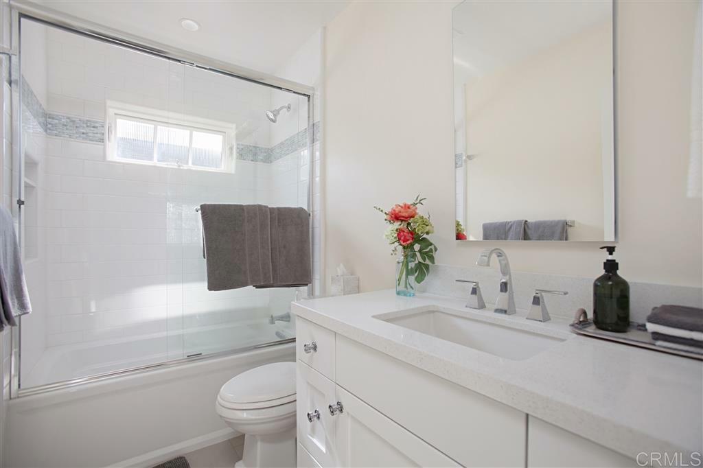 Property Photo:  711 C Avenue  CA 92118 