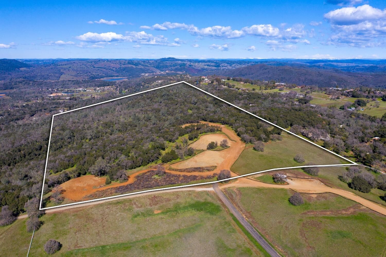 Property Photo: 1761 Via Veritas CA 95762