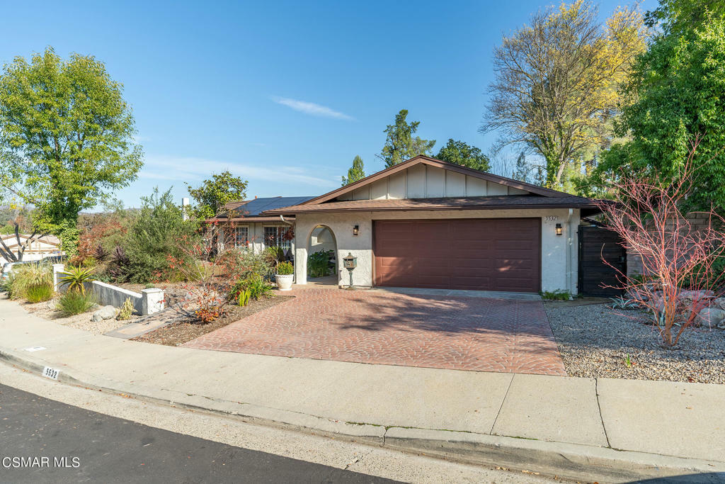 Property Photo:  5532 Gladehollow Court  CA 91301 