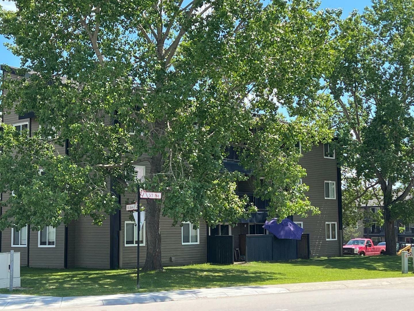 Photo de la propriété: 5611 10 Avenue 217A AB T7E 1R4