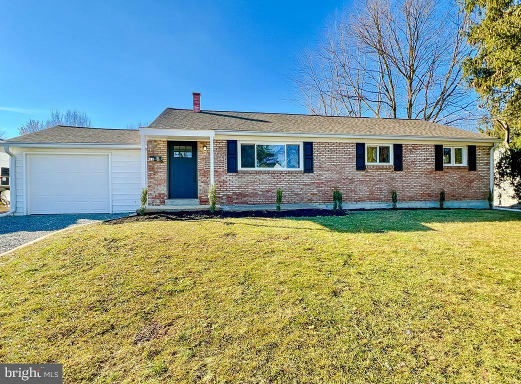 Property Photo:  11 Rockaway Drive  PA 17011 