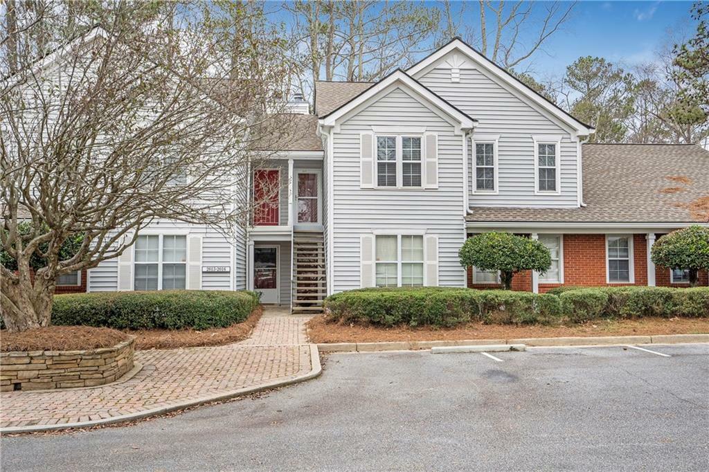 Property Photo:  2016 Henderson Circle  GA 30004 