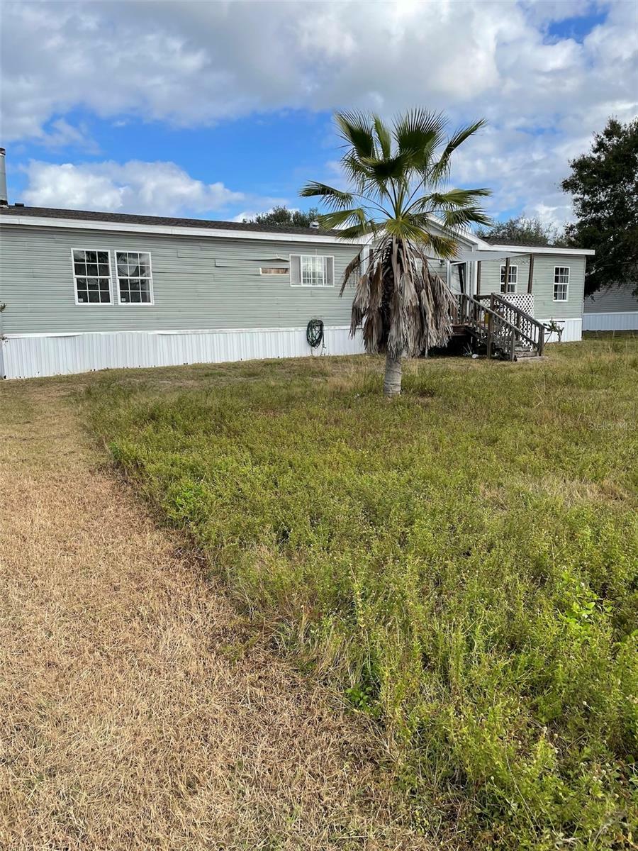 Property Photo:  2713 Metro Drive  FL 33570 