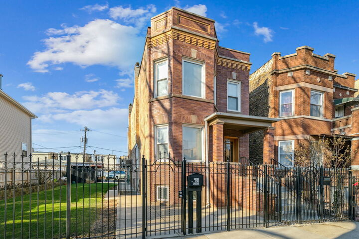 2426 N Kildare Avenue  Chicago IL 60639 photo
