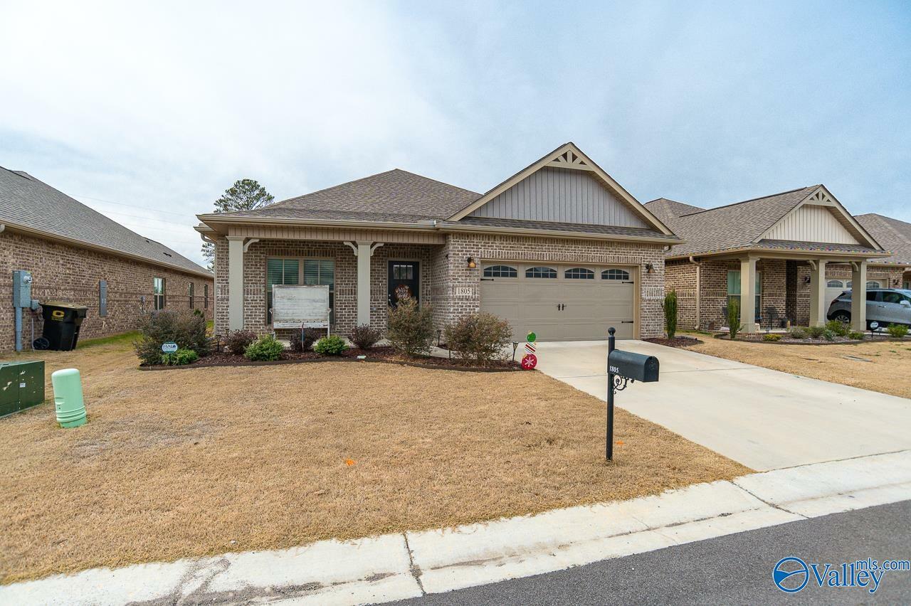 Property Photo:  1805 Shadowbrook Lane SE  AL 35055 