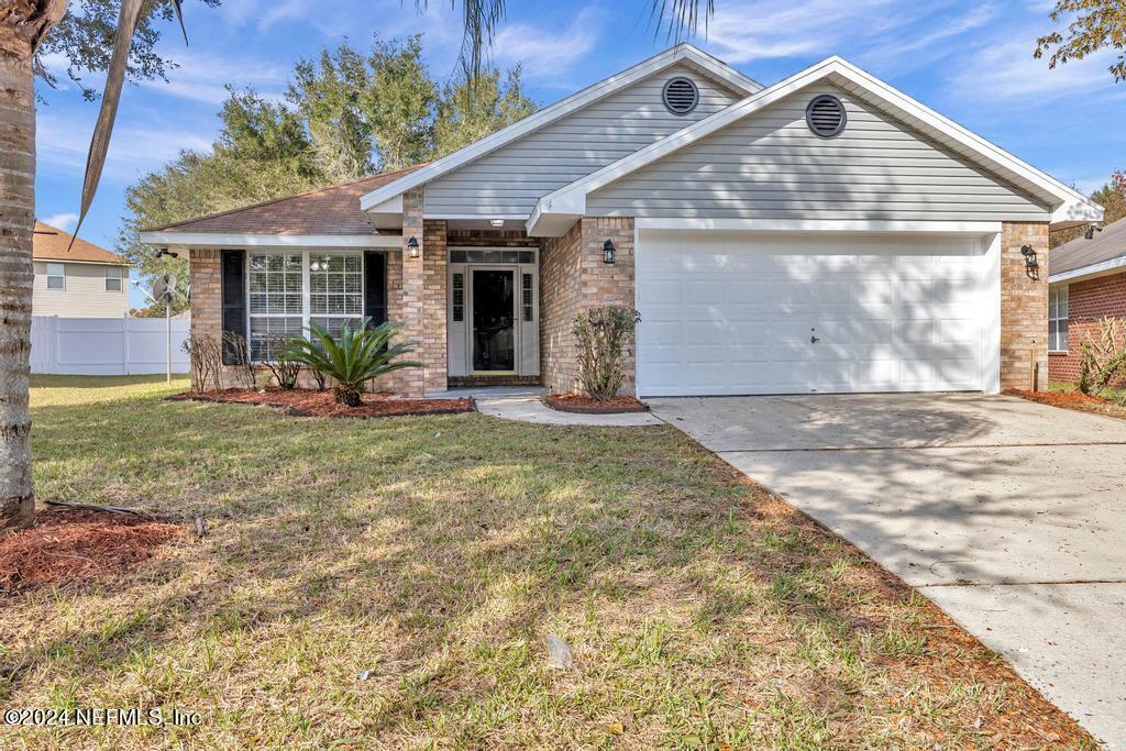 Property Photo:  2720 Creekfront Drive  FL 32043 