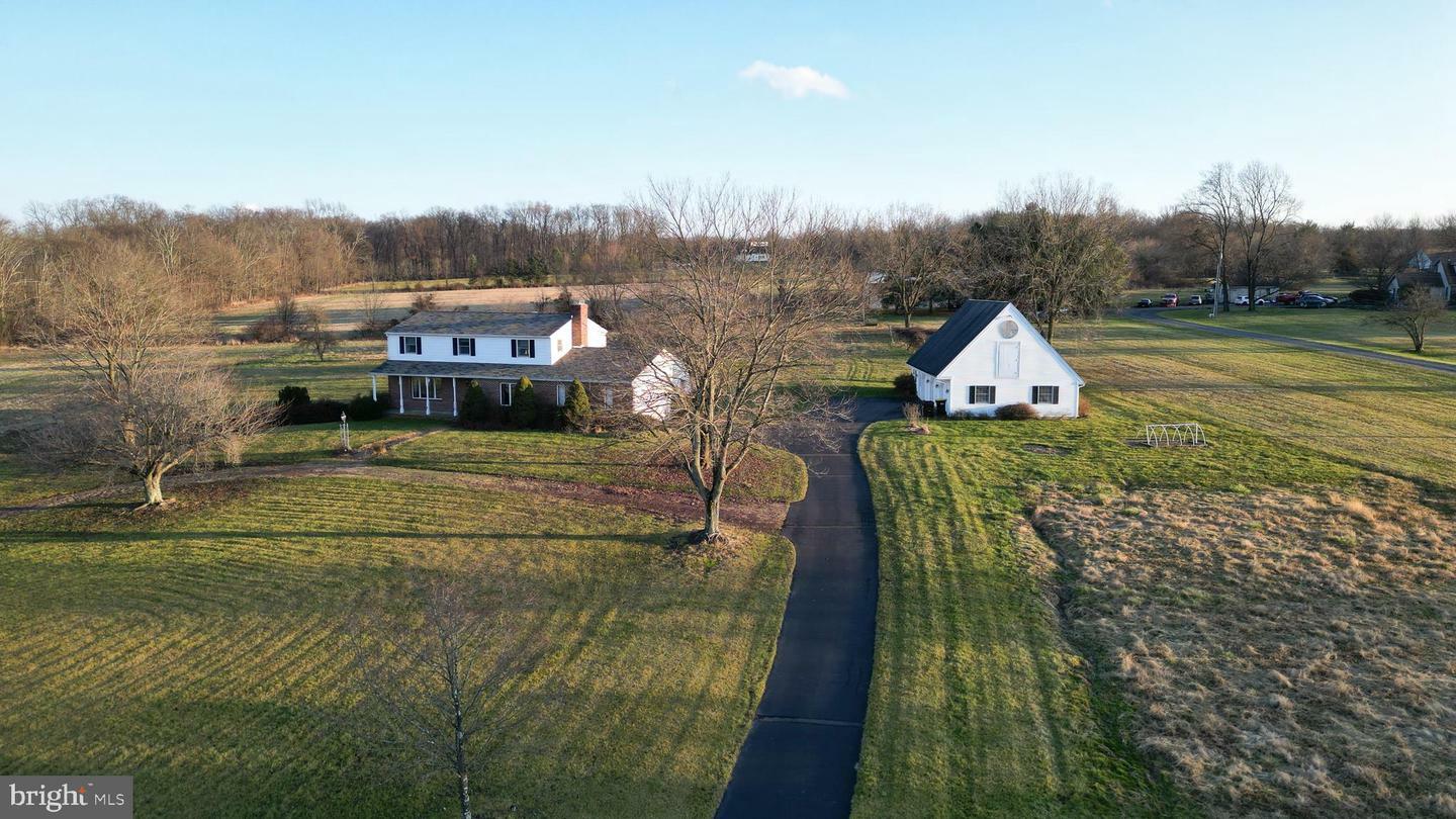 Property Photo:  523 E Creamery Road  PA 18944 