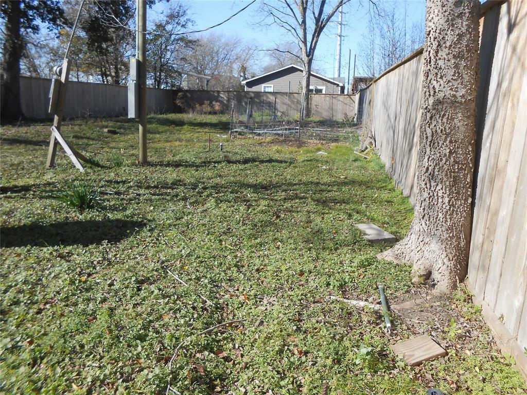 Property Photo:  3409 Hewrick Street  TX 77020 