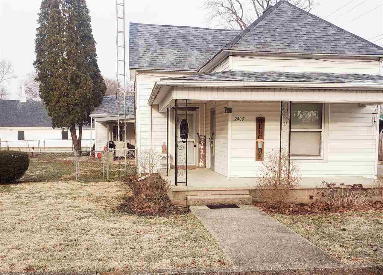 Property Photo:  2405 Mill Street  IN 47335 