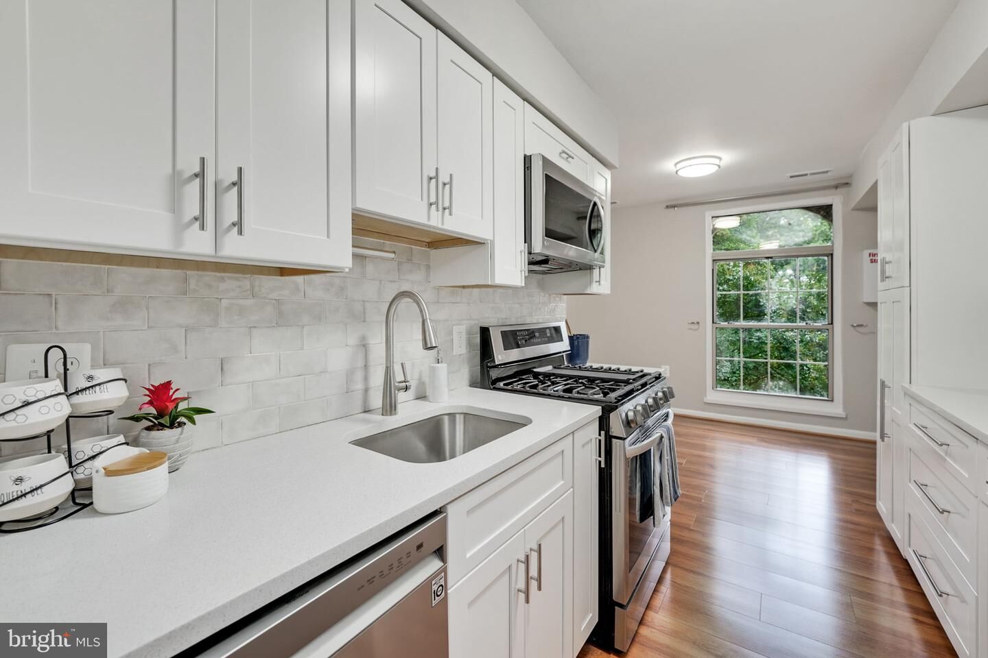Property Photo:  3362 Woodburn Road 33  VA 22003 