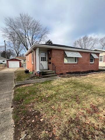 Property Photo:  2423 N Graceland Avenue  IL 62526 