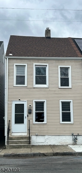 Property Photo:  282 Sitgreaves St  NJ 08865 