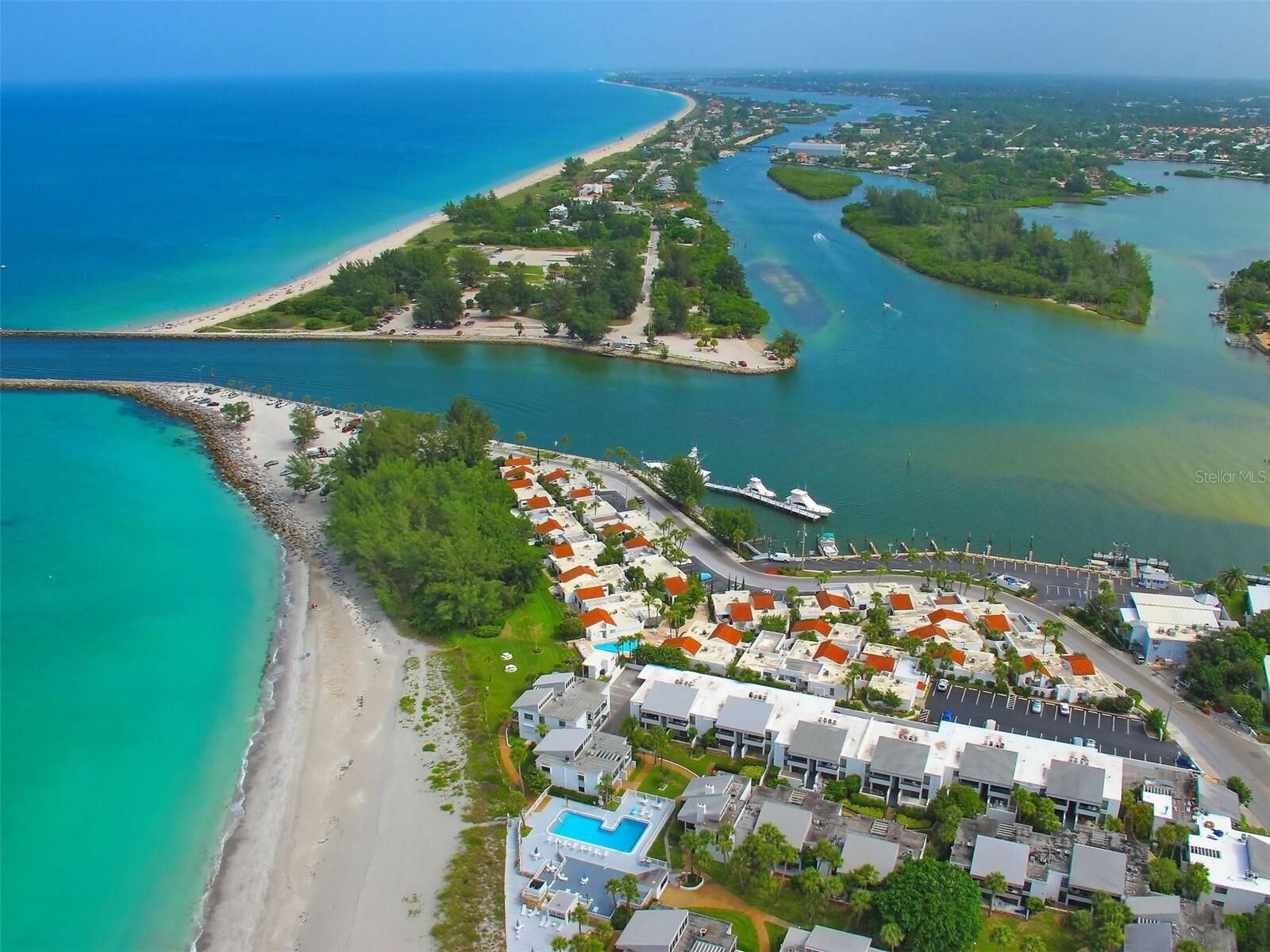 Property Photo:  1555 Tarpon Center Drive 212  FL 34285 