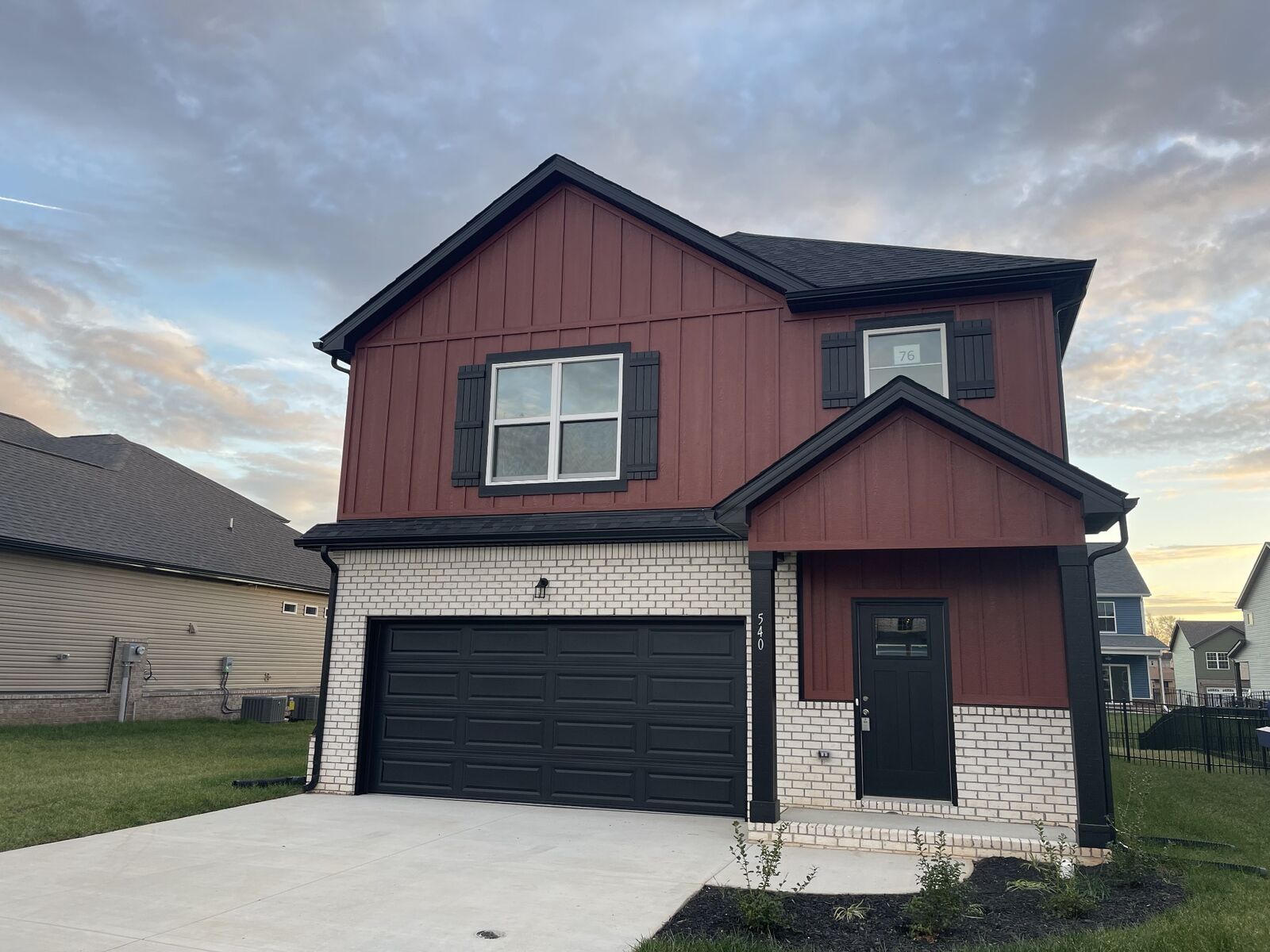 Property Photo:  540 Castle Pinckney Lane  TN 37042 