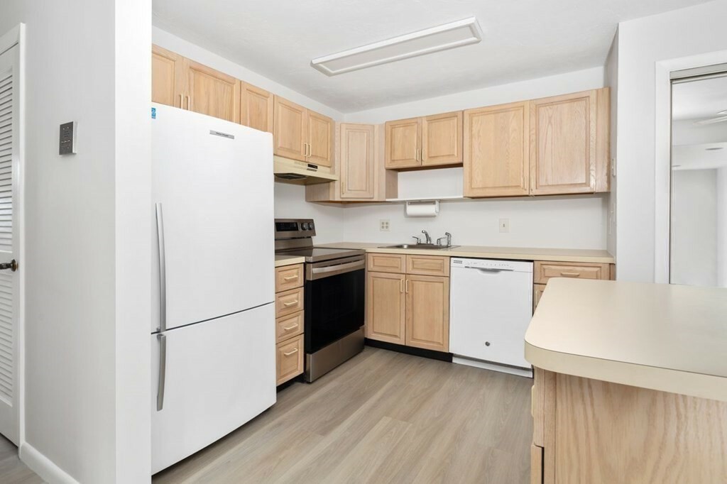 Property Photo:  30 Chapman St 101  MA 02189 