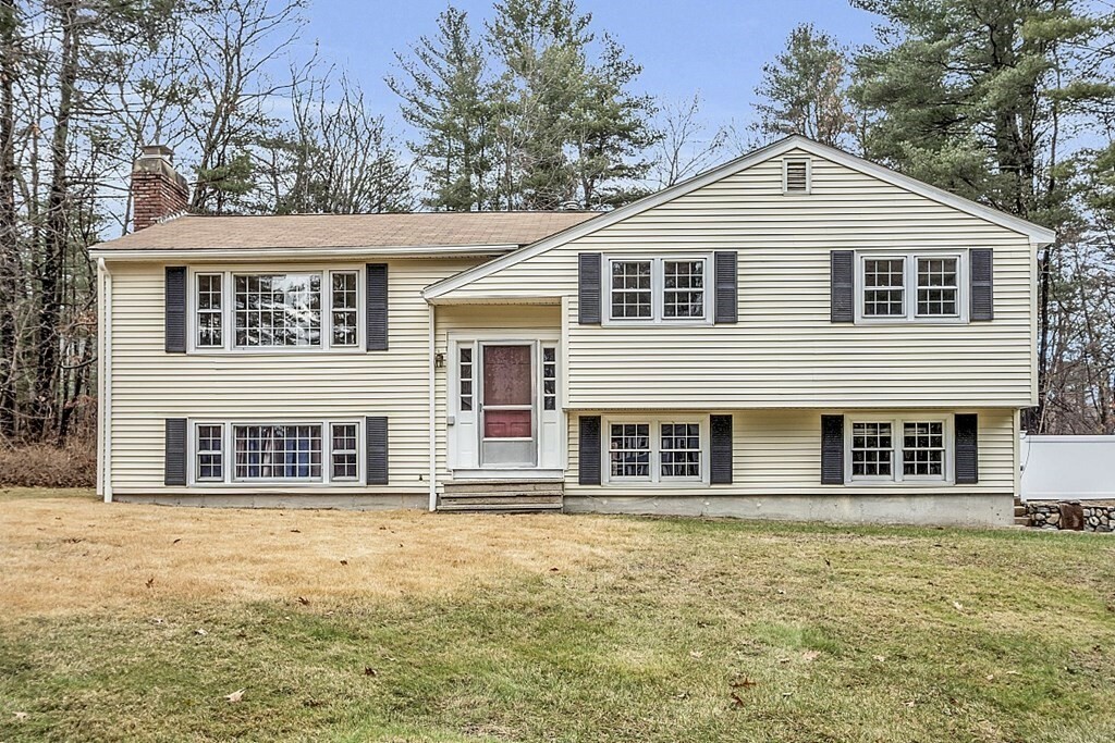 Property Photo:  17 Fletcher Rd  MA 01886 