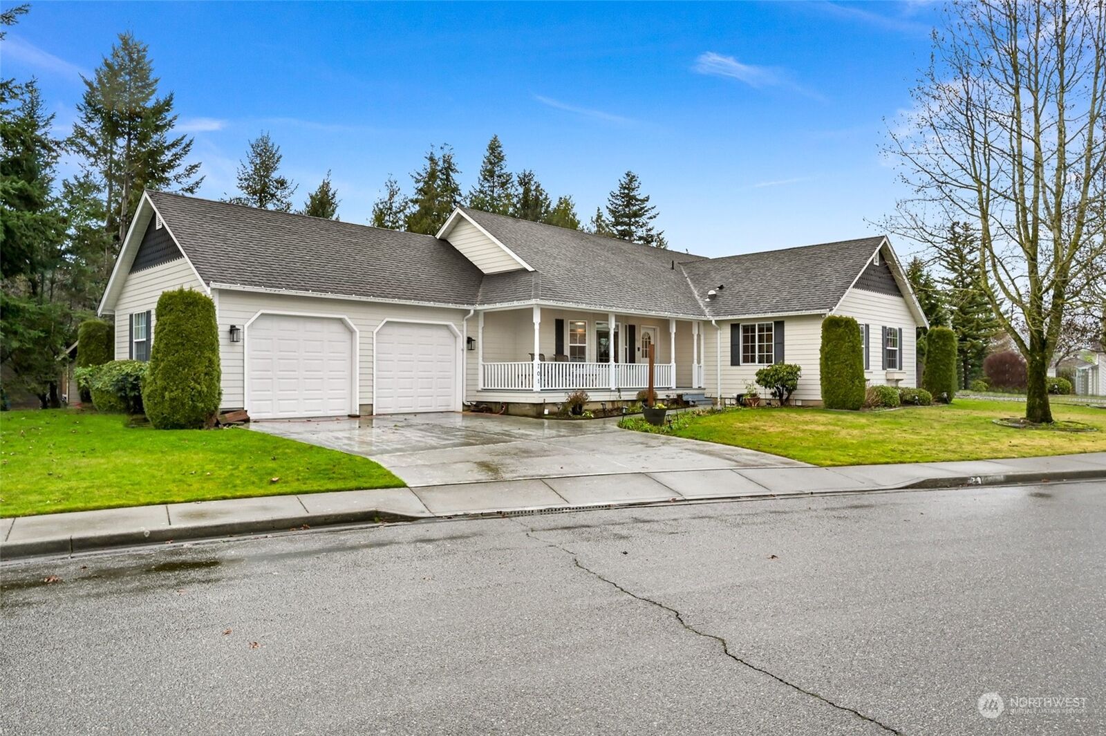 Property Photo:  701 Cedar Drive  WA 98264 