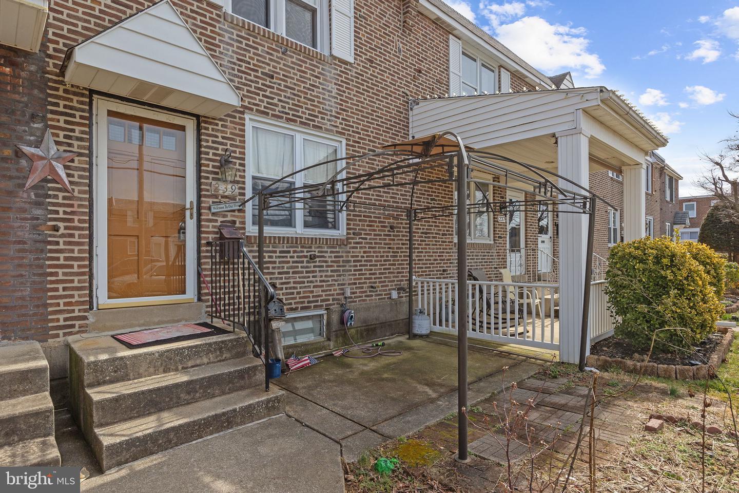 Property Photo:  239 Westbrook Drive  PA 19018 