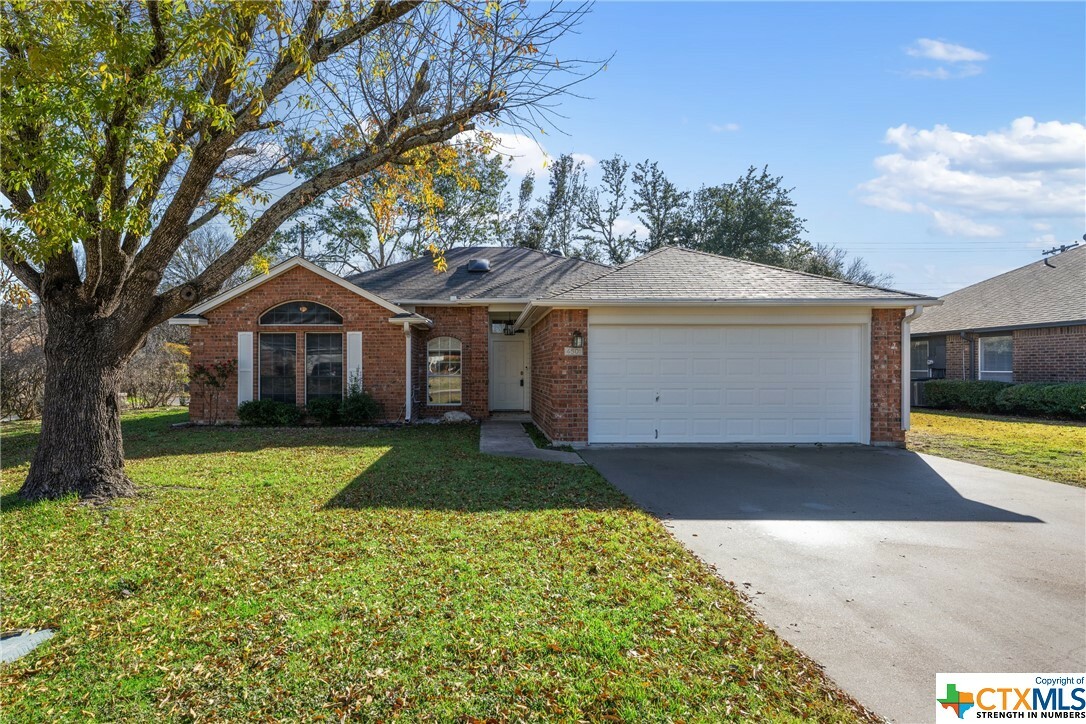 Property Photo:  4501 Longhorn Trail  TX 76502 